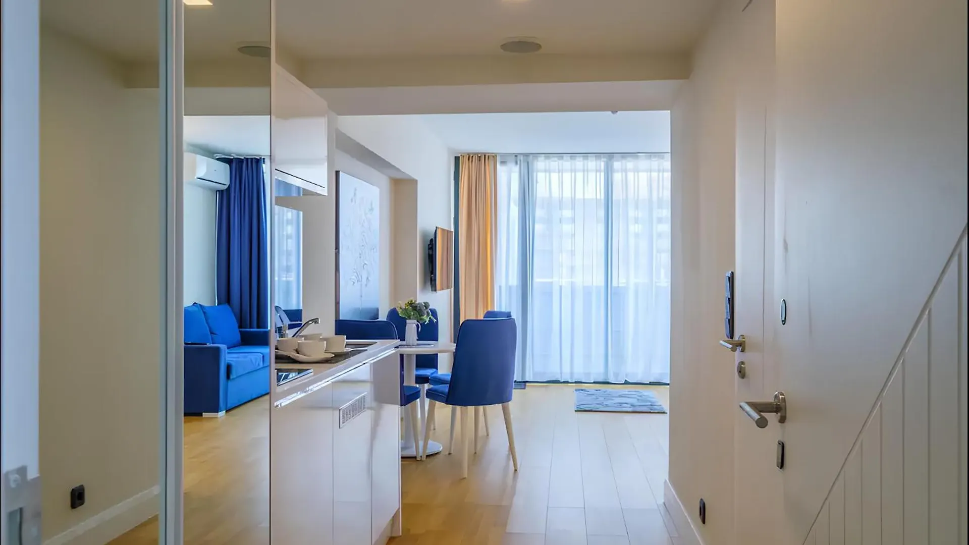 Panorama City Center Suite Sea View Batumi Aparthotel
