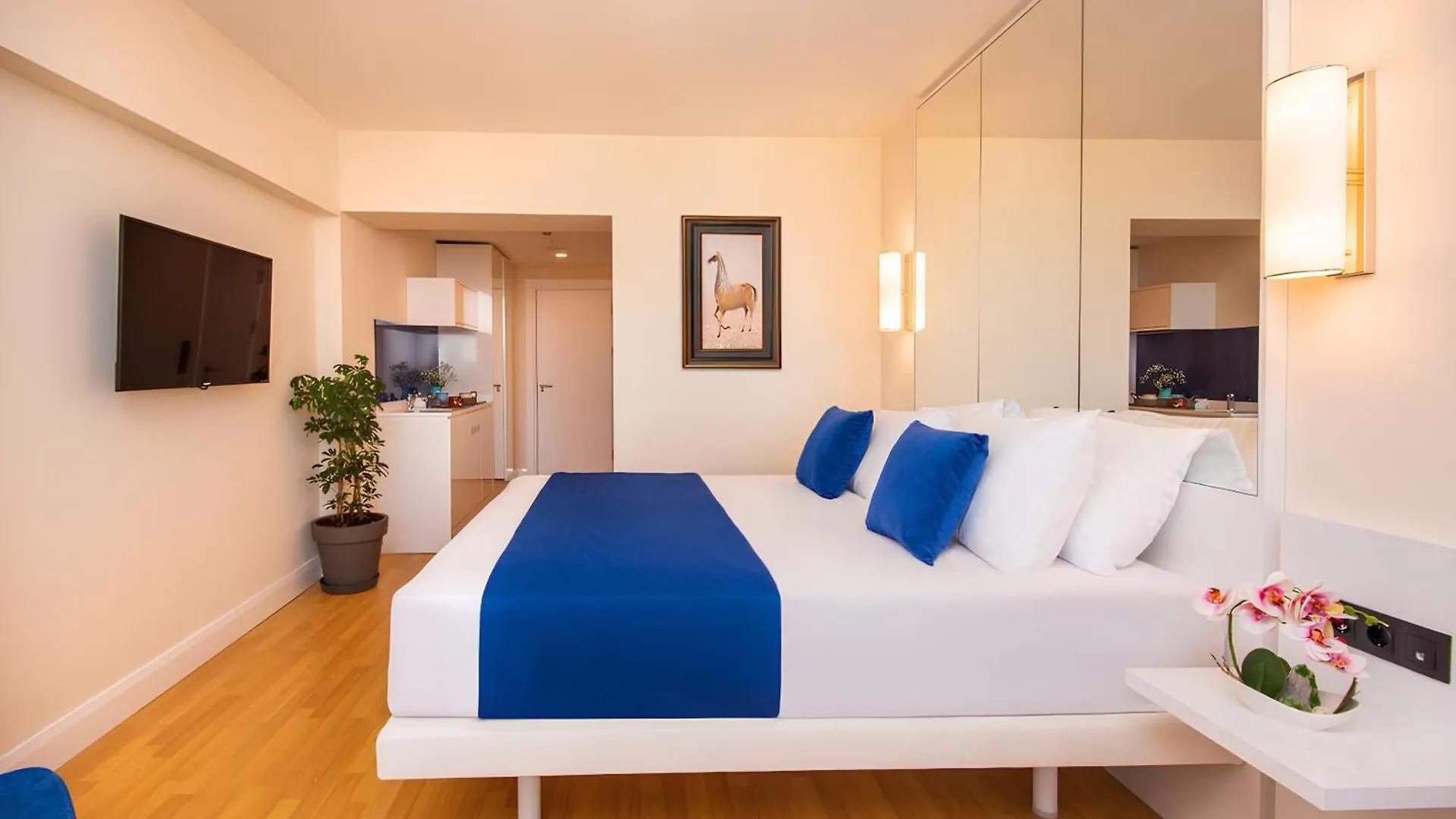 Panorama City Center Suite Sea View Batumi Georgia